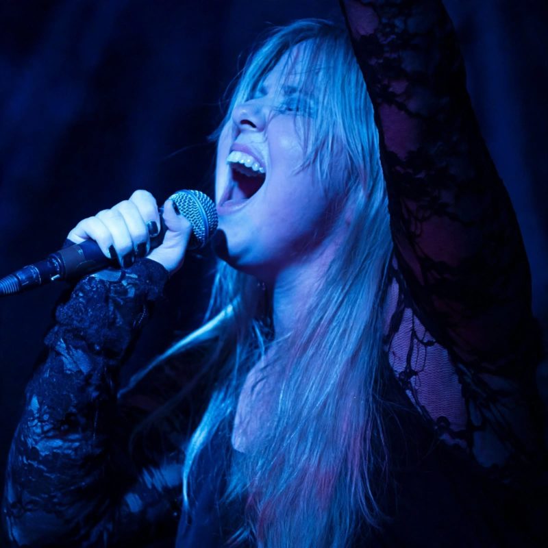 Emma Andrews – Vocals & Percussion | The Cosmic Vocalist